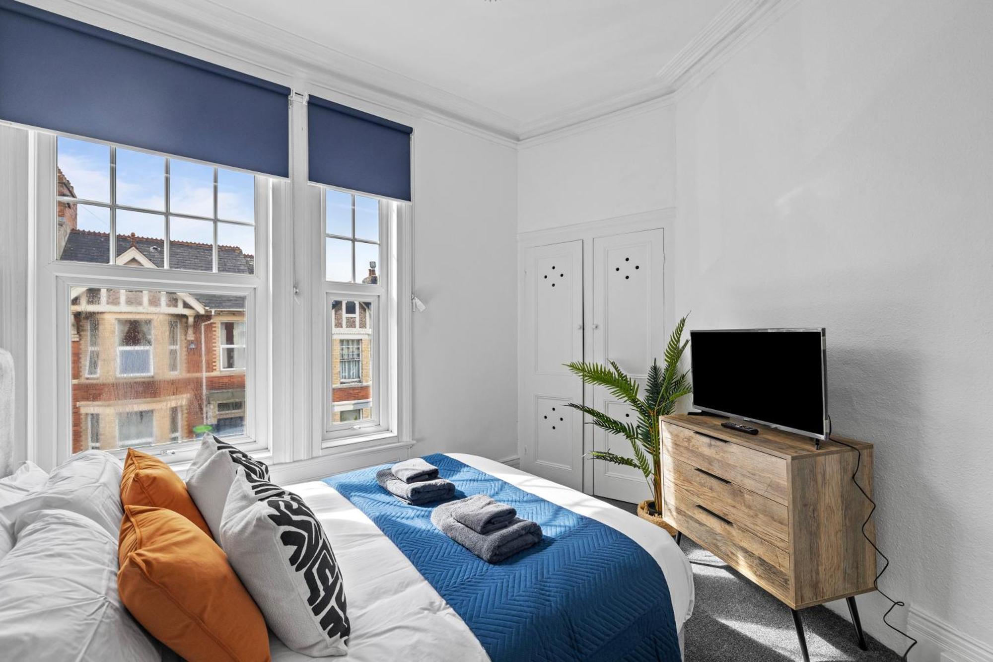 Fabulous House In Apartment